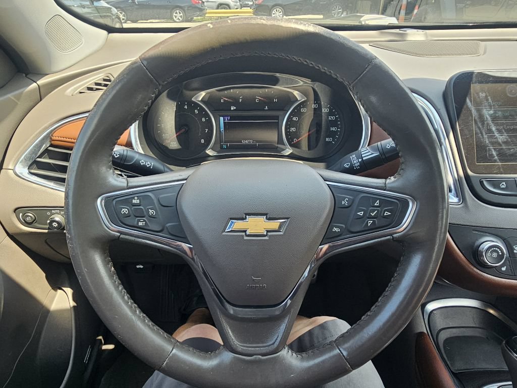 Used 2016 Chevrolet Malibu LT w/ Leather Package FWD image 17