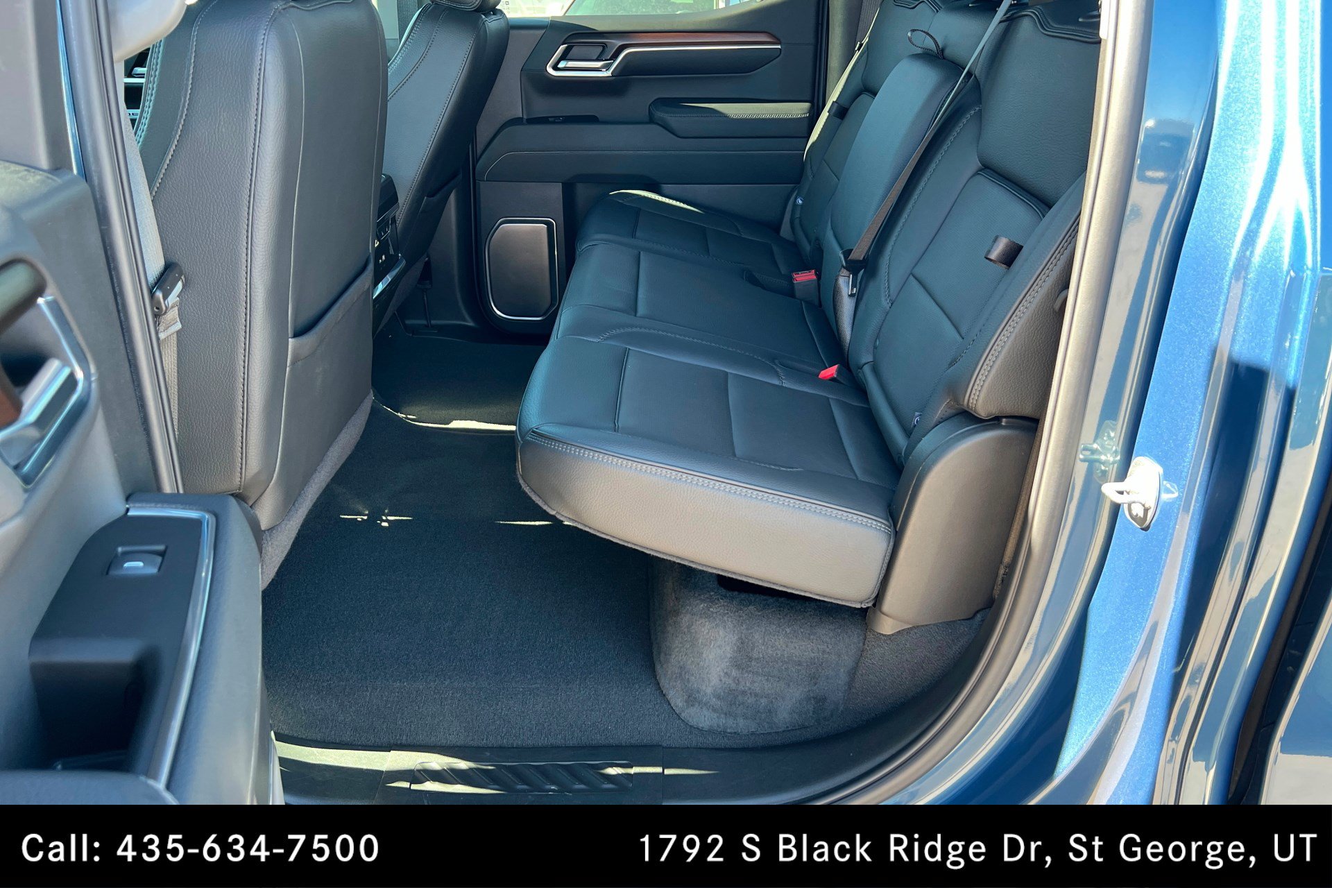 Used 2025 GMC Sierra 1500 Denali AWD/4WD image 21