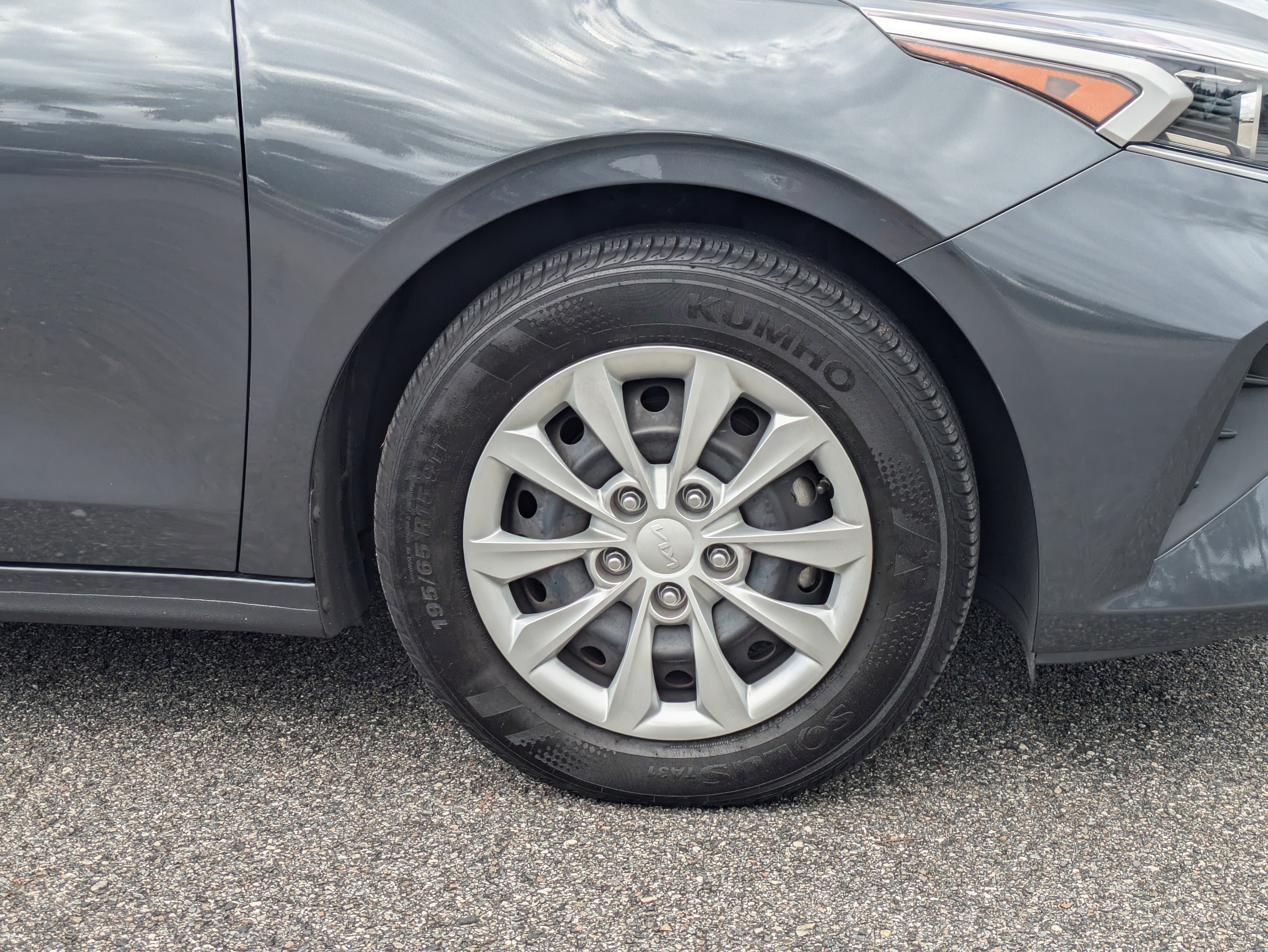 Used 2024 Kia Forte LX image 11