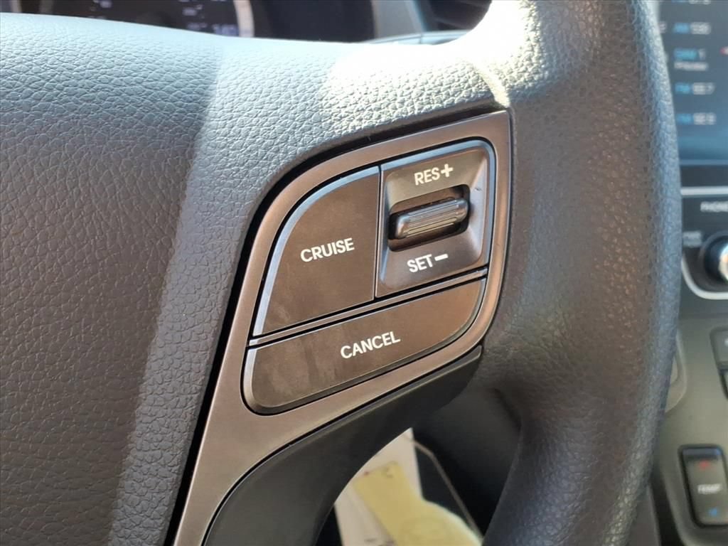 Used 2019 Hyundai Santa Fe XL SE FWD image 22