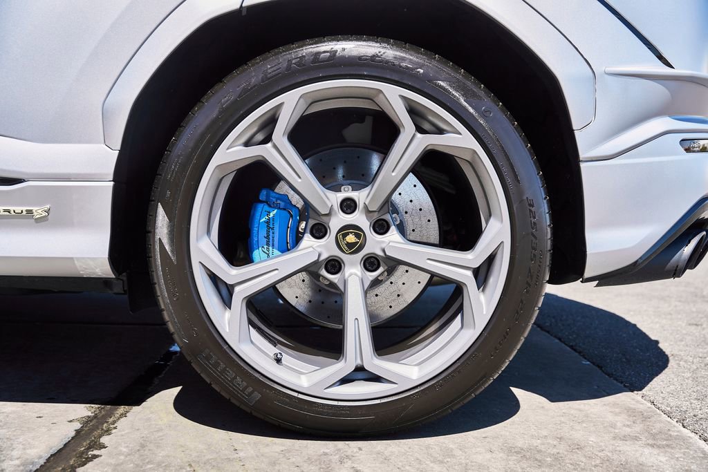 Used 2024 Lamborghini Urus S image 19