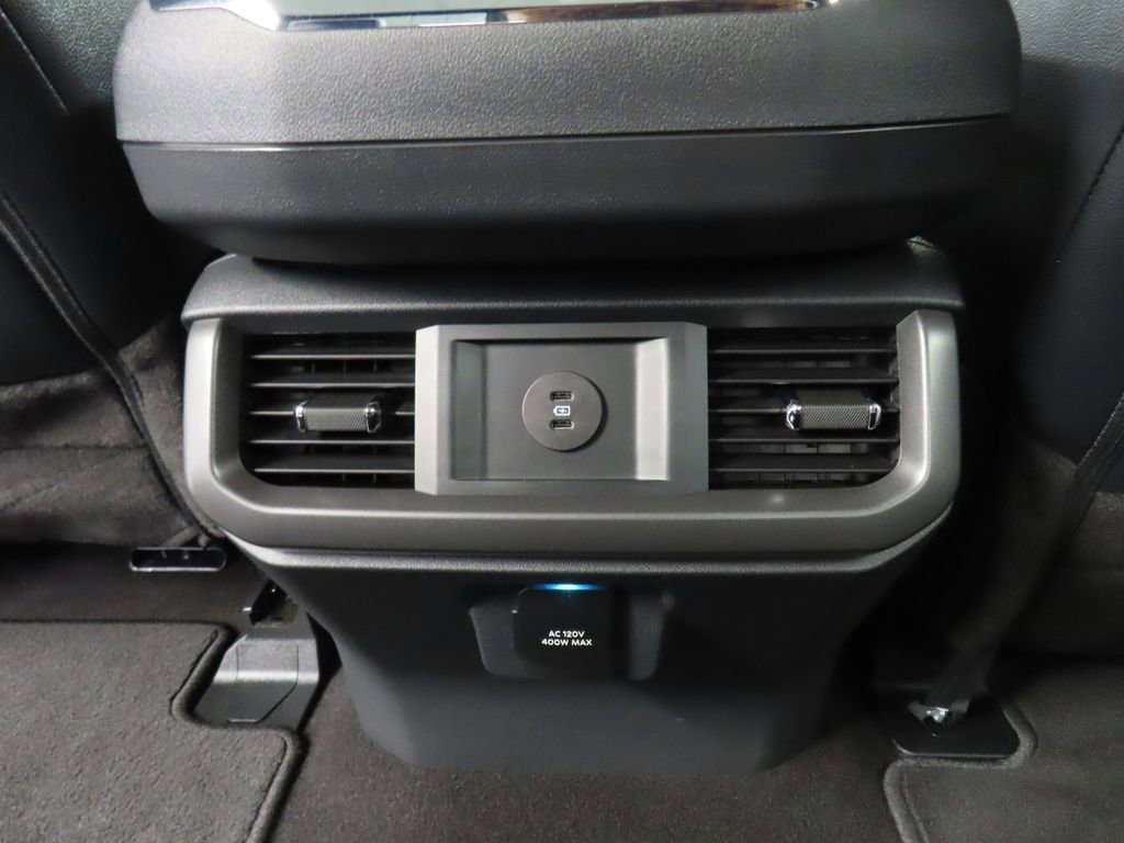 Used 2025 Ford F150 Lariat AWD/4WD image 11