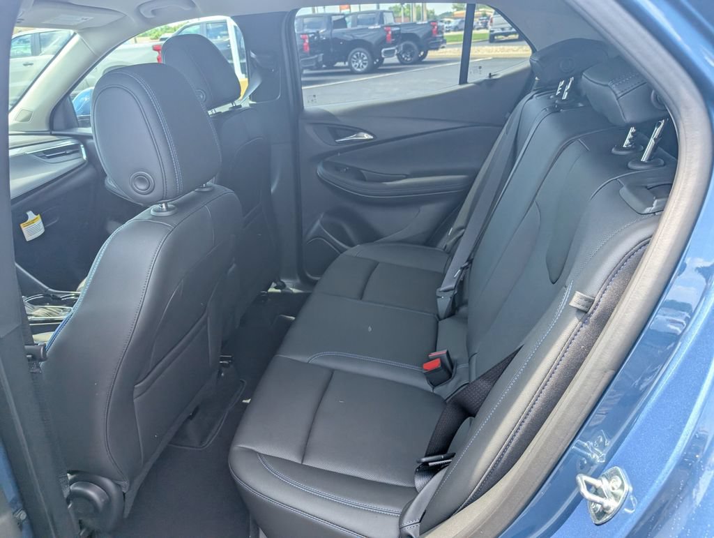 New 2026 Buick Encore GX Sport Touring FWD image 9