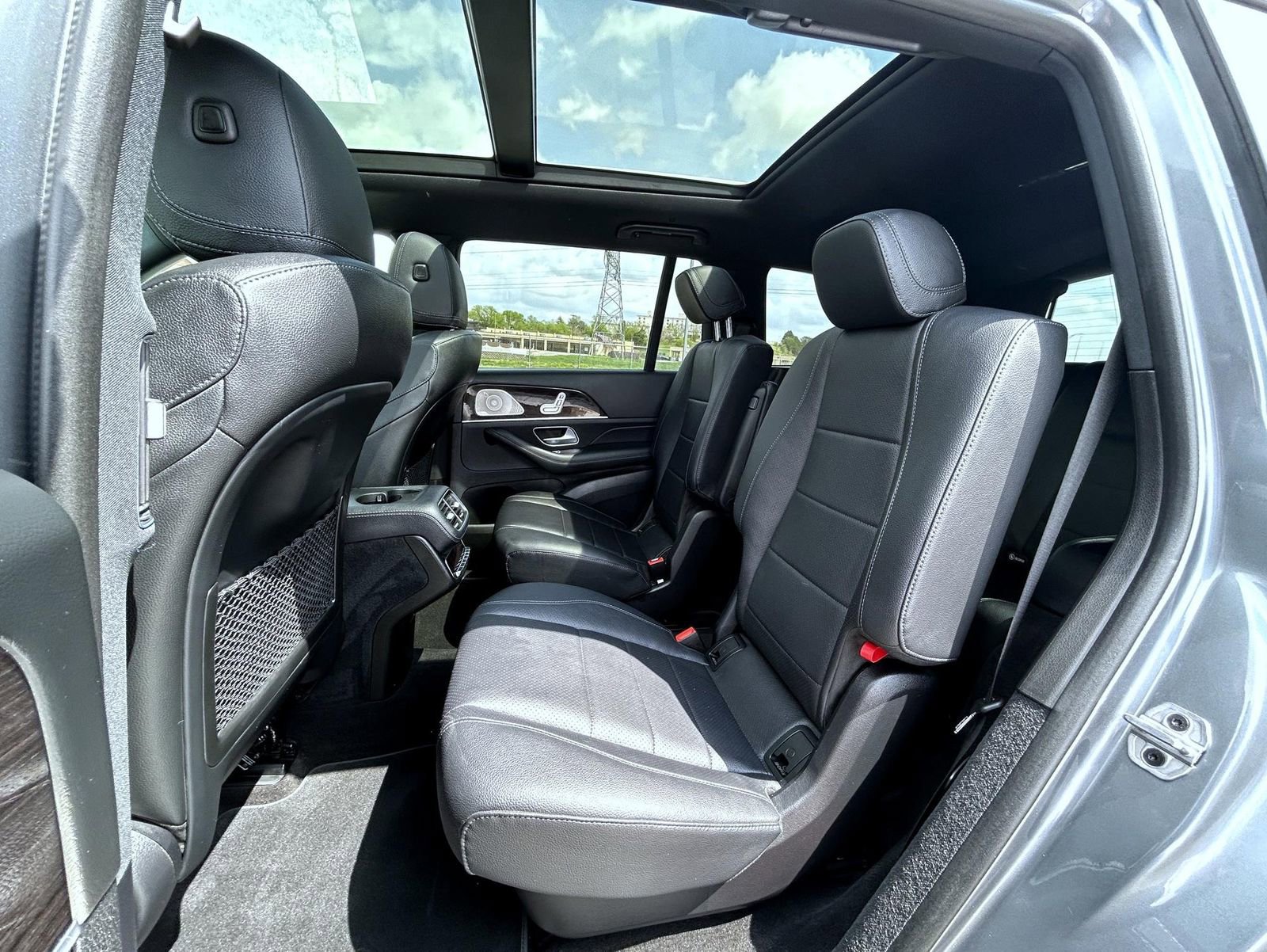 Used 2021 Mercedes-Benz GLS 450 4MATIC image 20