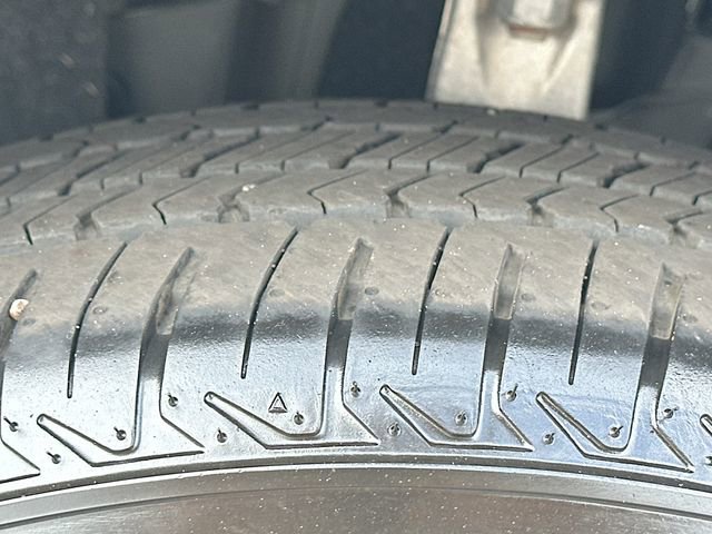 Used 2025 Dodge Durango AWD w/ Technology Group image 31