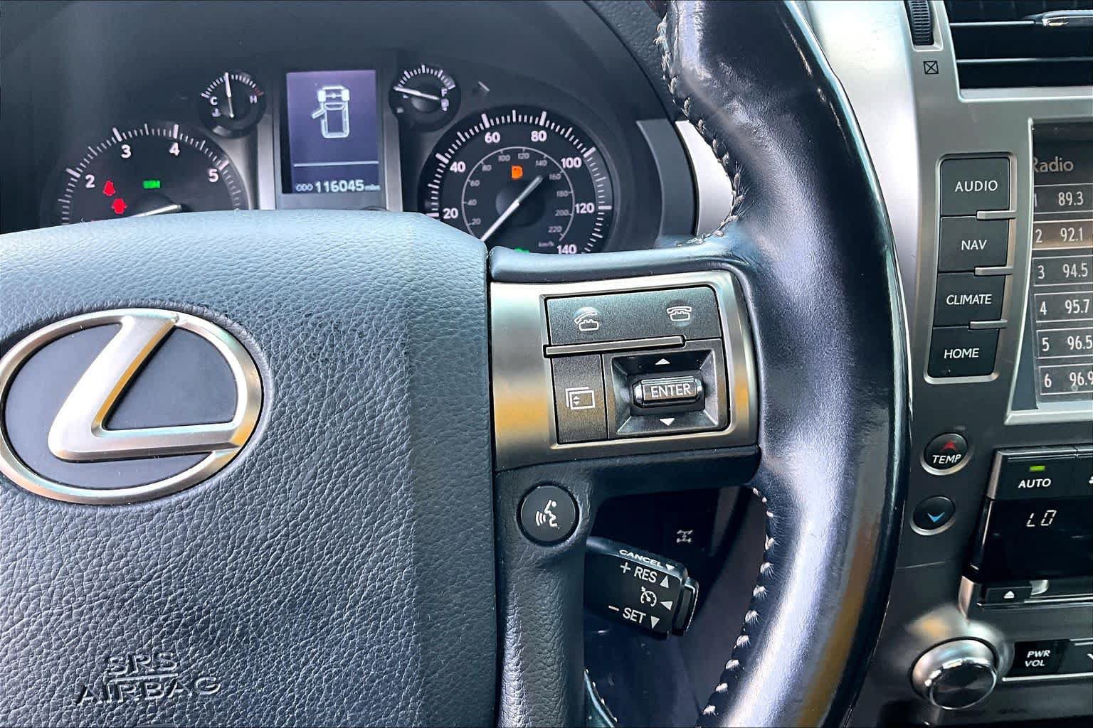 Used 2016 Lexus GX 460 w/ Premium Package AWD/4WD image 25