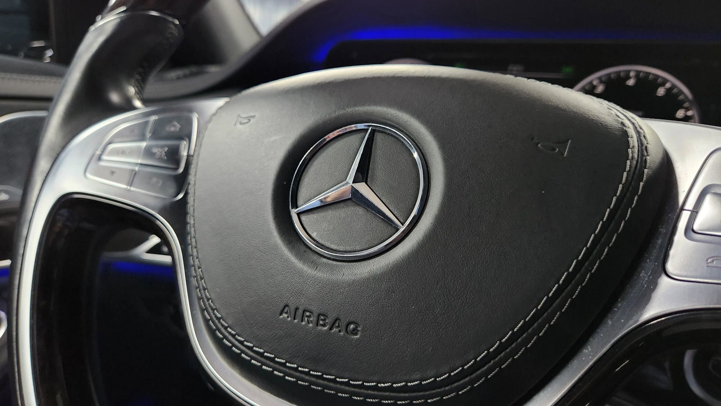 Used 2015 Mercedes-Benz S 550 4MATIC Sedan image 27