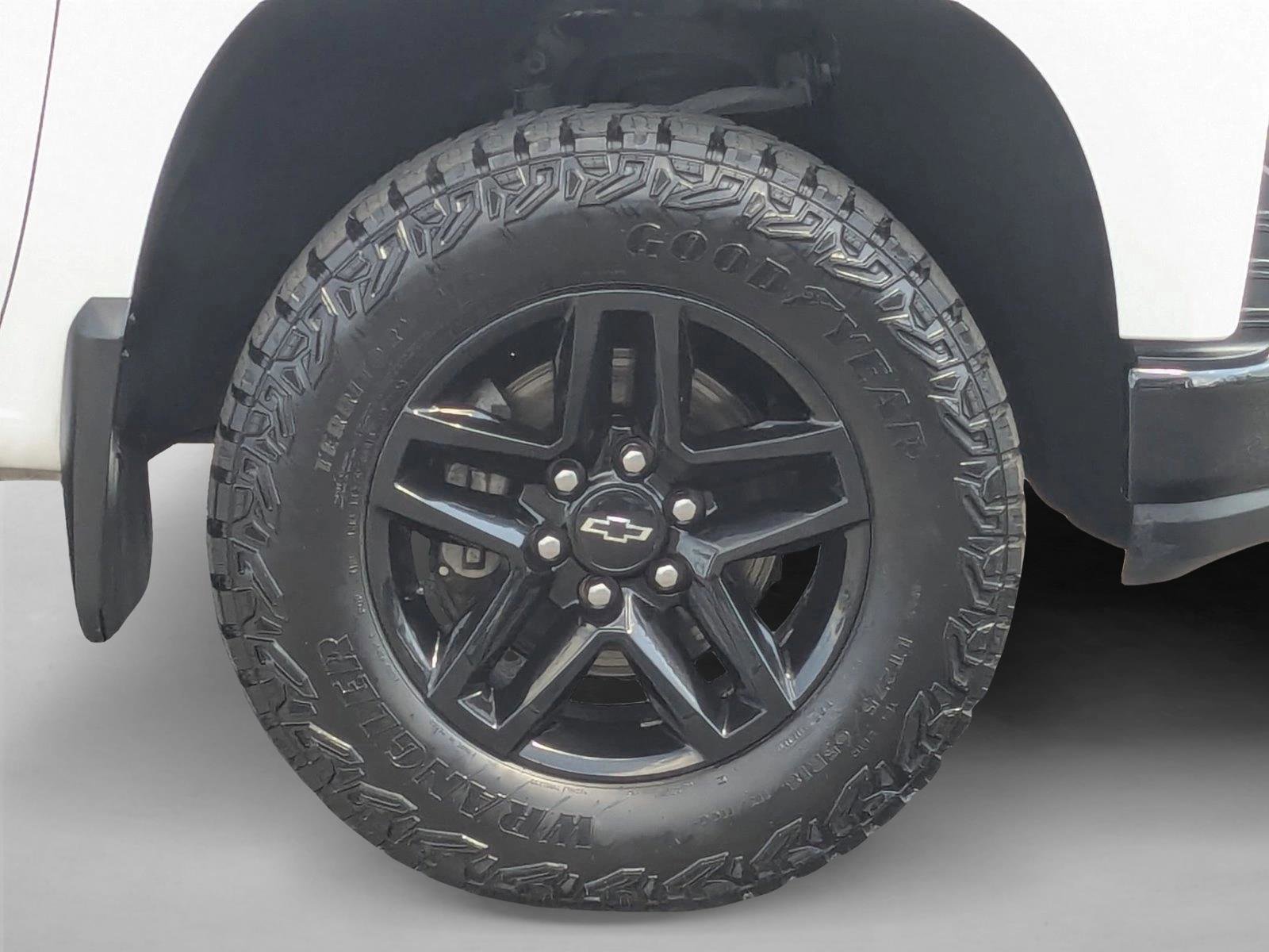 Used 2020 Chevrolet Silverado 1500 LT Trail Boss AWD/4WD image 19