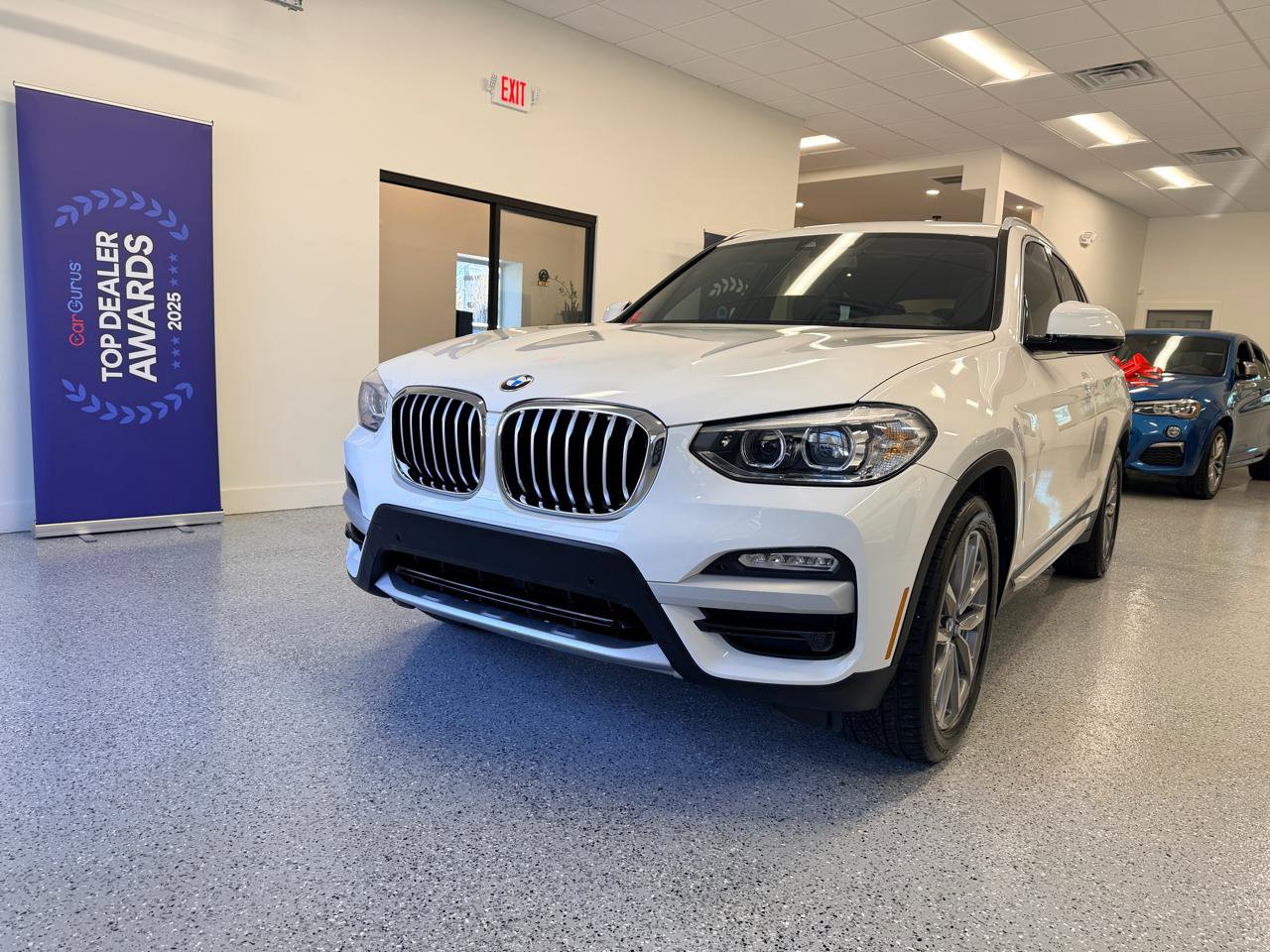 Used 2019 BMW X3 sDrive30i w/ Convenience Package RWD image 3