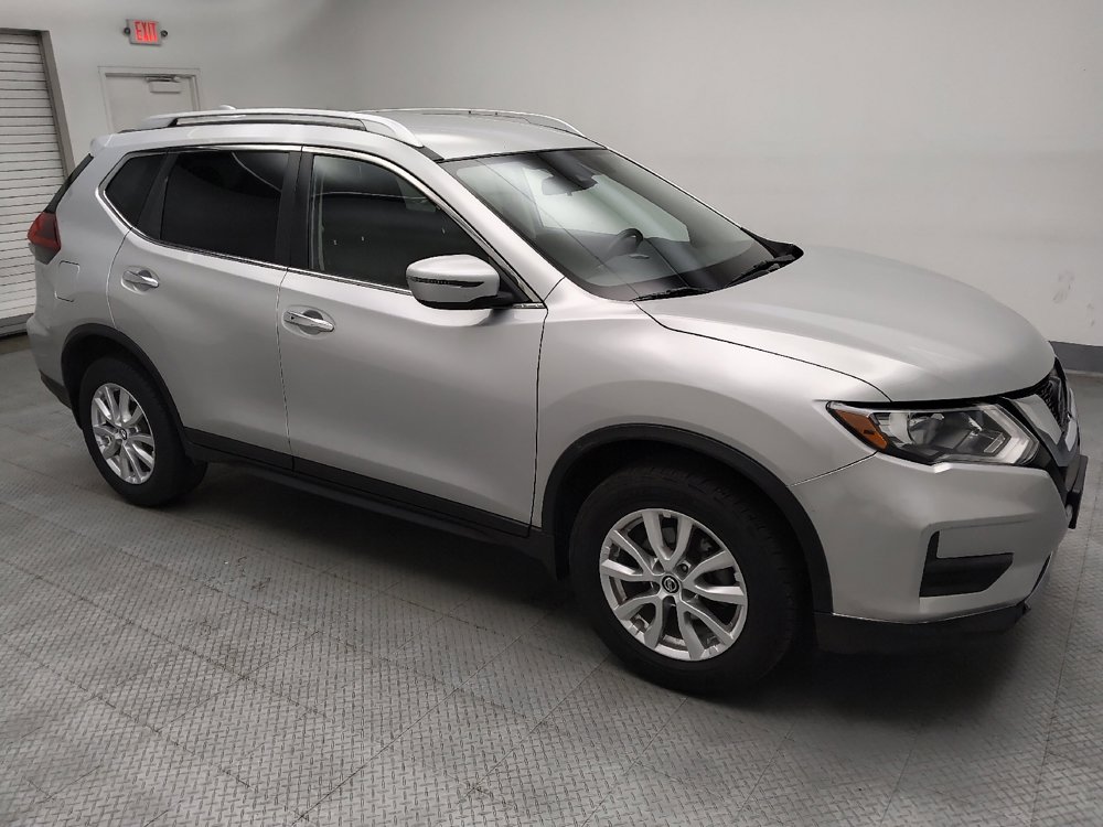 Used 2019 Nissan Rogue SV image 11