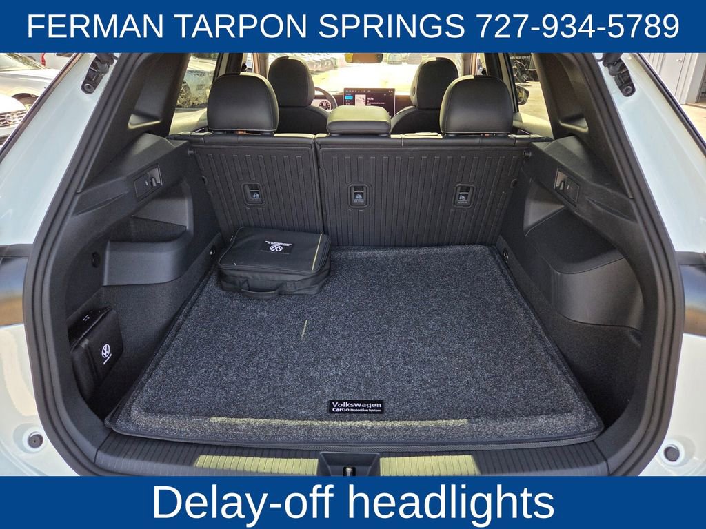 Used 2026 Volkswagen Tiguan SEL R-Line AWD/4WD image 18