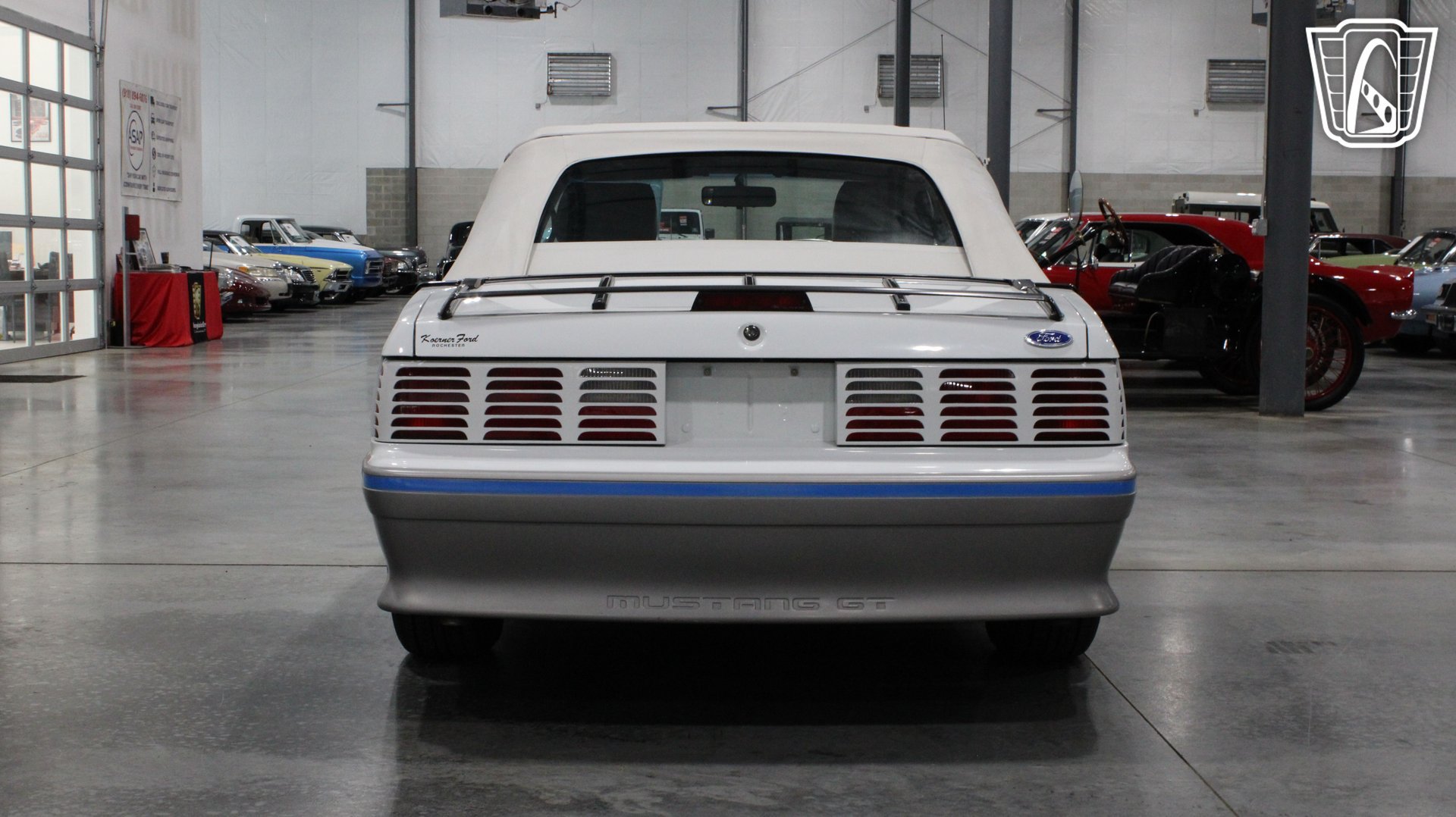 Used 1988 Ford Mustang GT RWD image 23