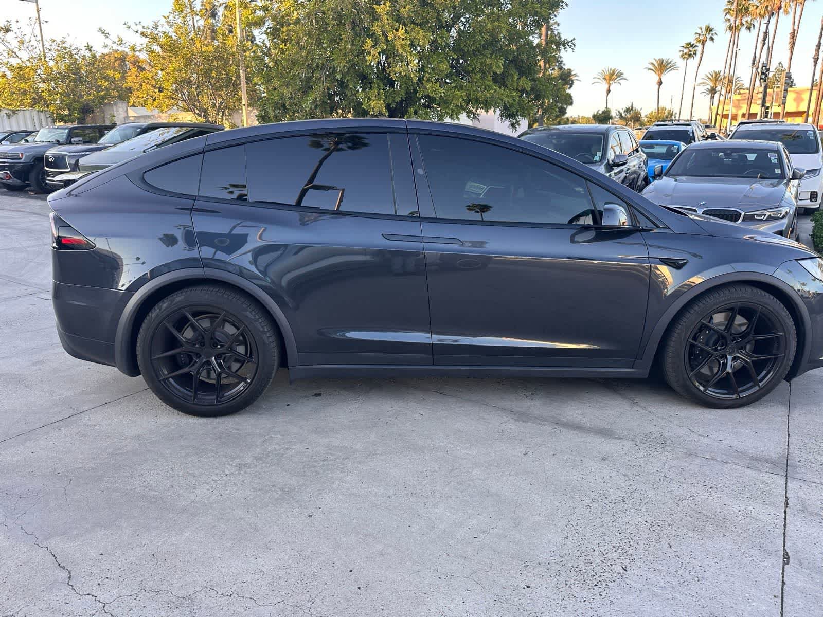 Used 2024 Tesla Model X image 6