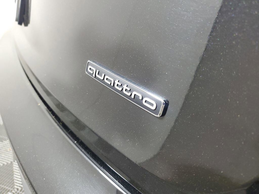 Used 2024 Audi Q5 2.0T Premium image 7