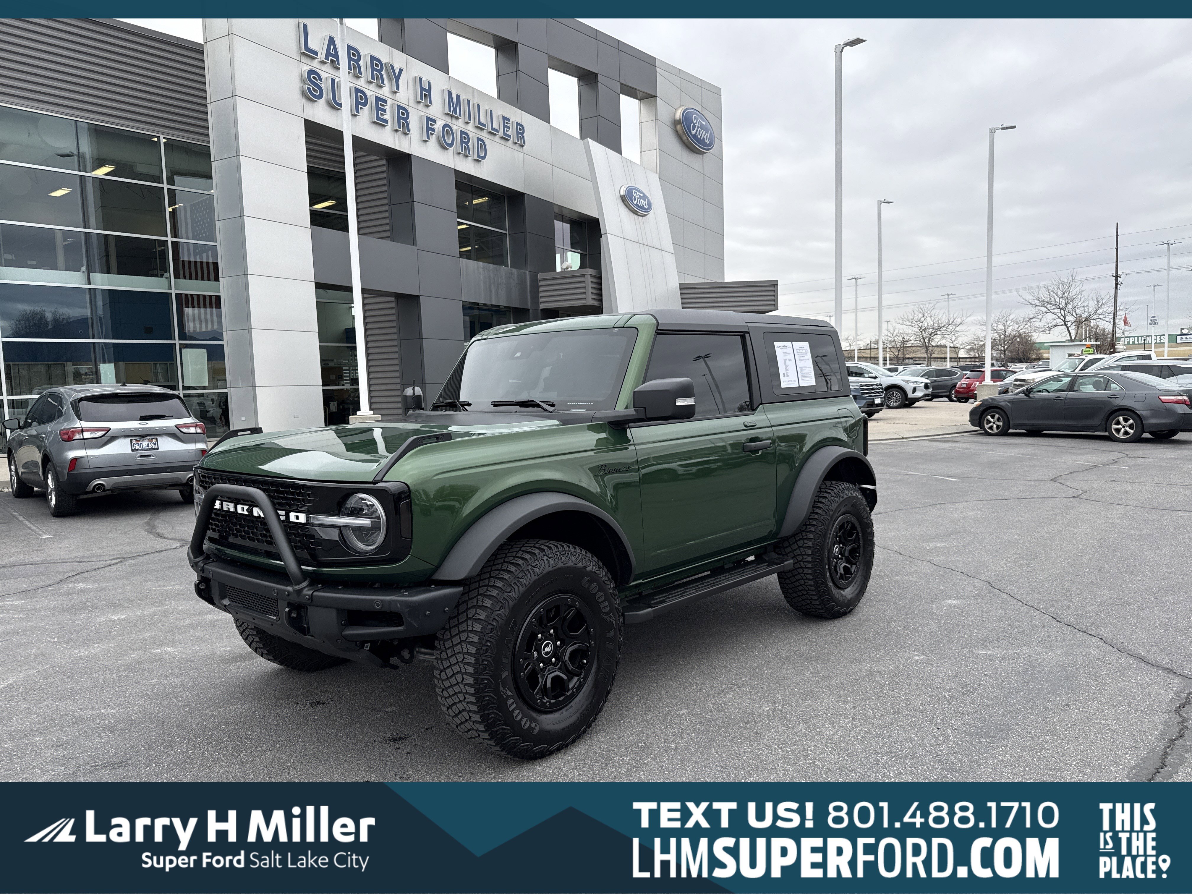 Used 2023 Ford Bronco Wildtrak image 1