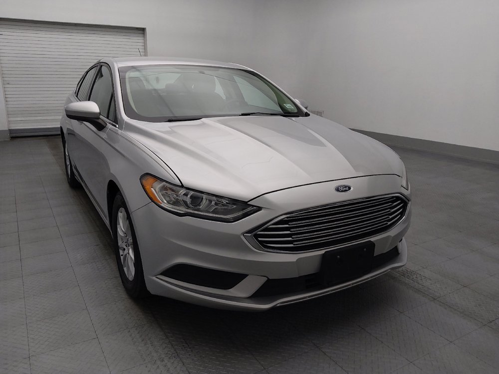 Used 2018 Ford Fusion S FWD image 14