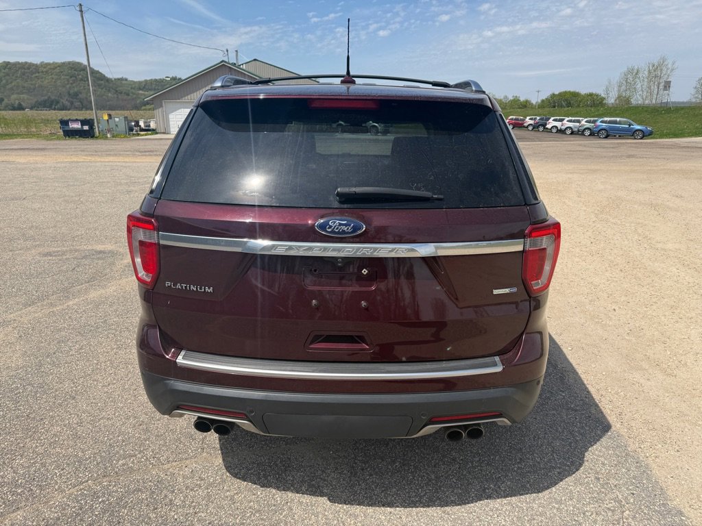 Used 2018 Ford Explorer Platinum AWD/4WD image 7