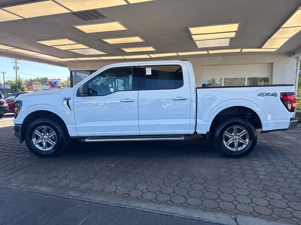 Used 2025 Ford F150 XLT w/ Equipment Group 301A Standard AWD/4WD image 9