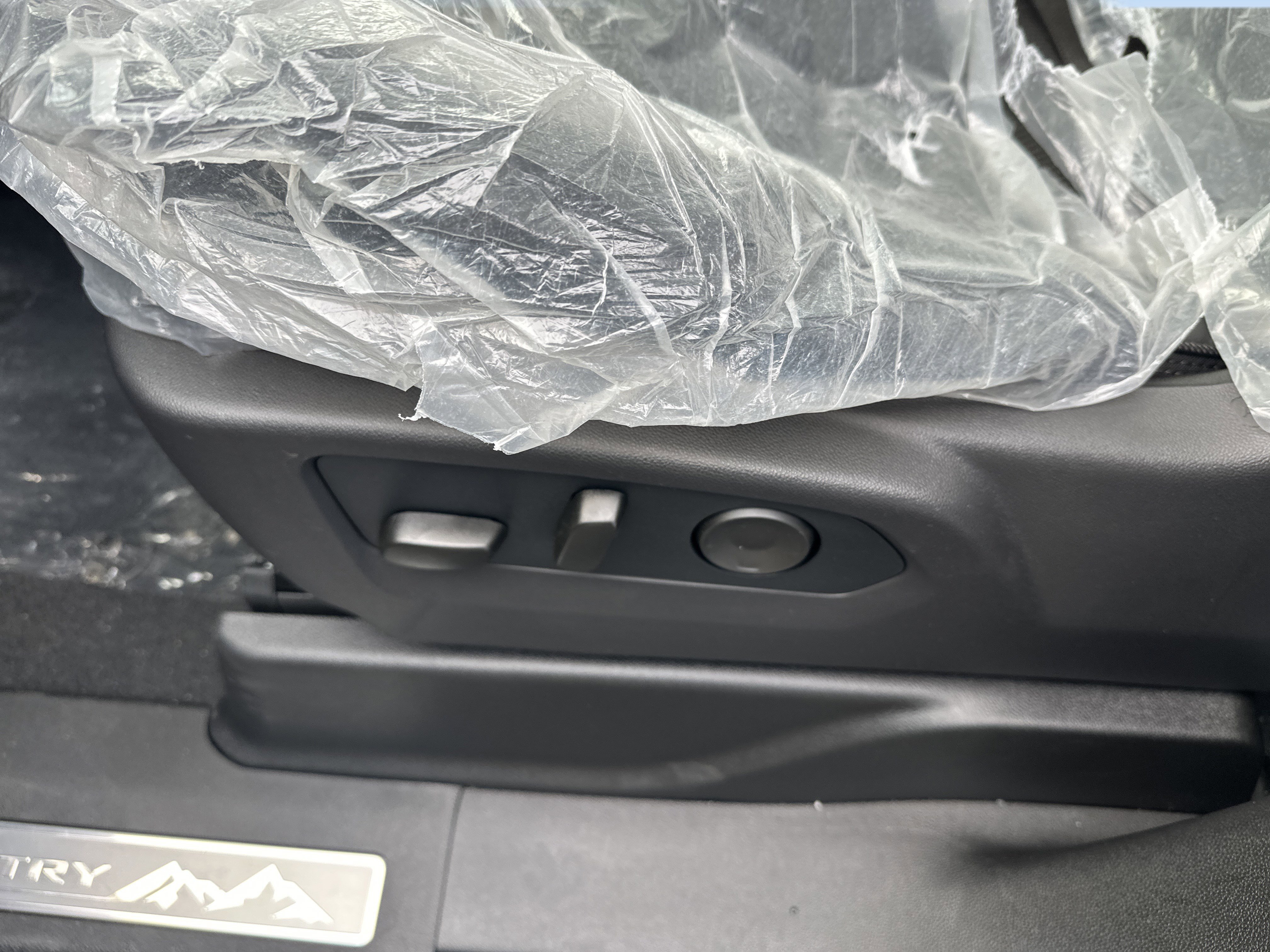 New 2026 Chevrolet Suburban High Country w/ Sun And Tow Package image 12