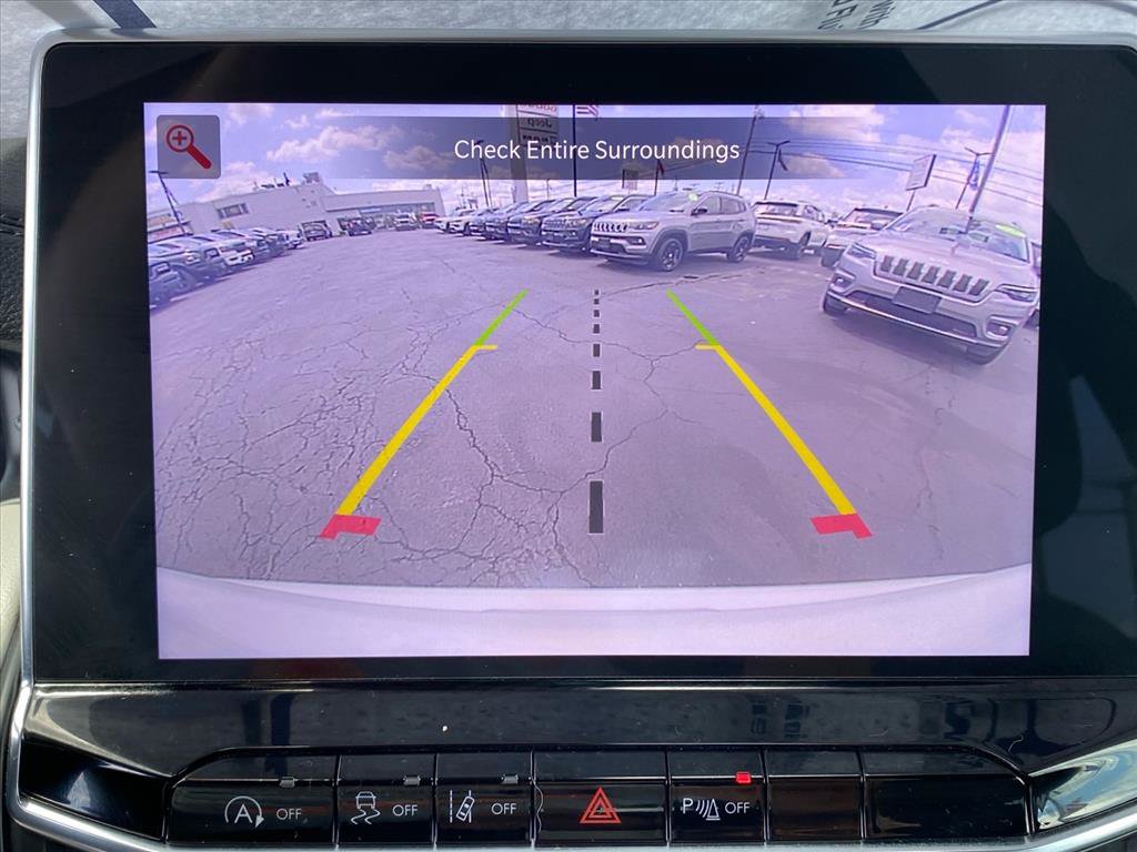 Used 2025 Jeep Compass Limited w/ Elite Group AWD/4WD image 17