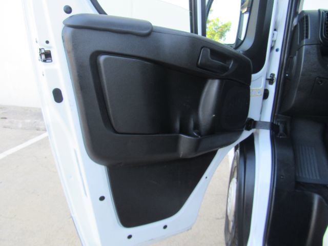 Used 2025 RAM ProMaster 2500 w/ Convenience Group image 16