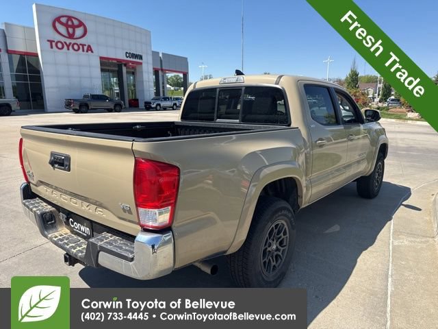 Used 2017 Toyota Tacoma SR5 w/ Tow Package AWD/4WD video 3
