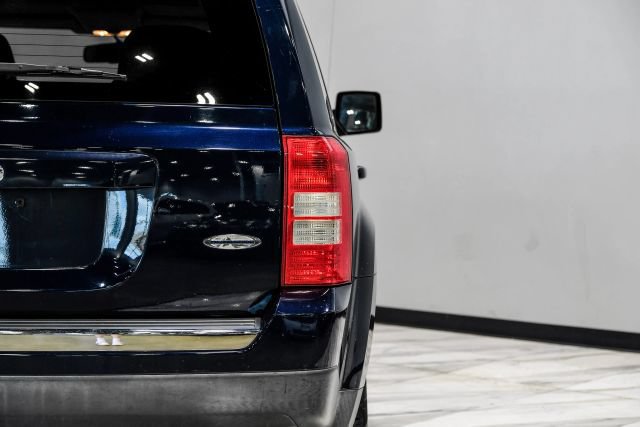 Used 2016 Jeep Patriot High Altitude AWD/4WD image 43