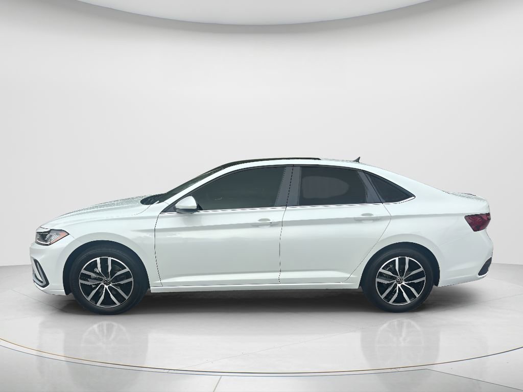 New 2026 Volkswagen Jetta SE image 2