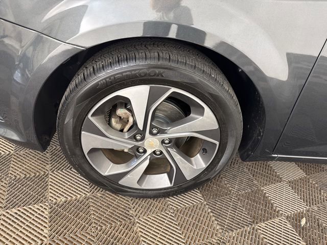 Used 2018 Chevrolet Sonic Premier FWD image 26