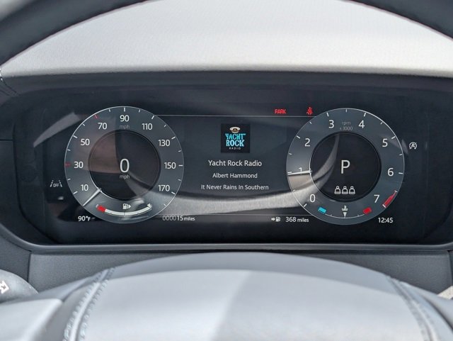 New 2026 Land Rover Range Rover Velar Dynamic SE image 10