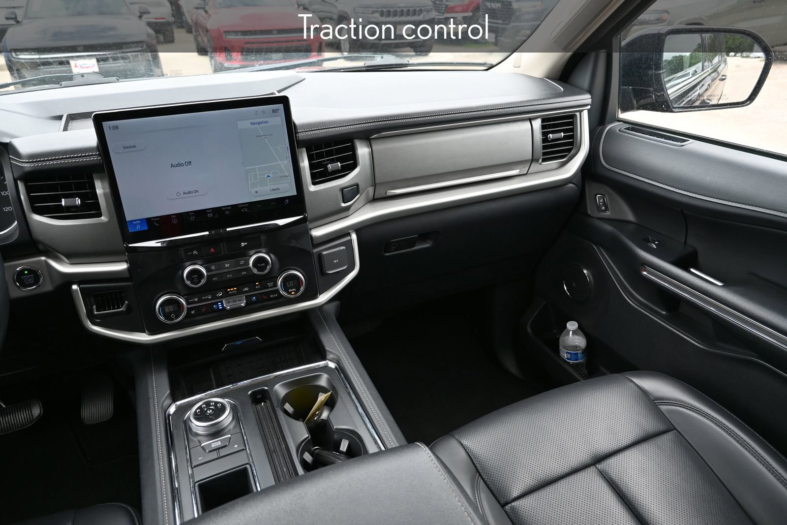 Used 2024 Ford Expedition XLT image 27