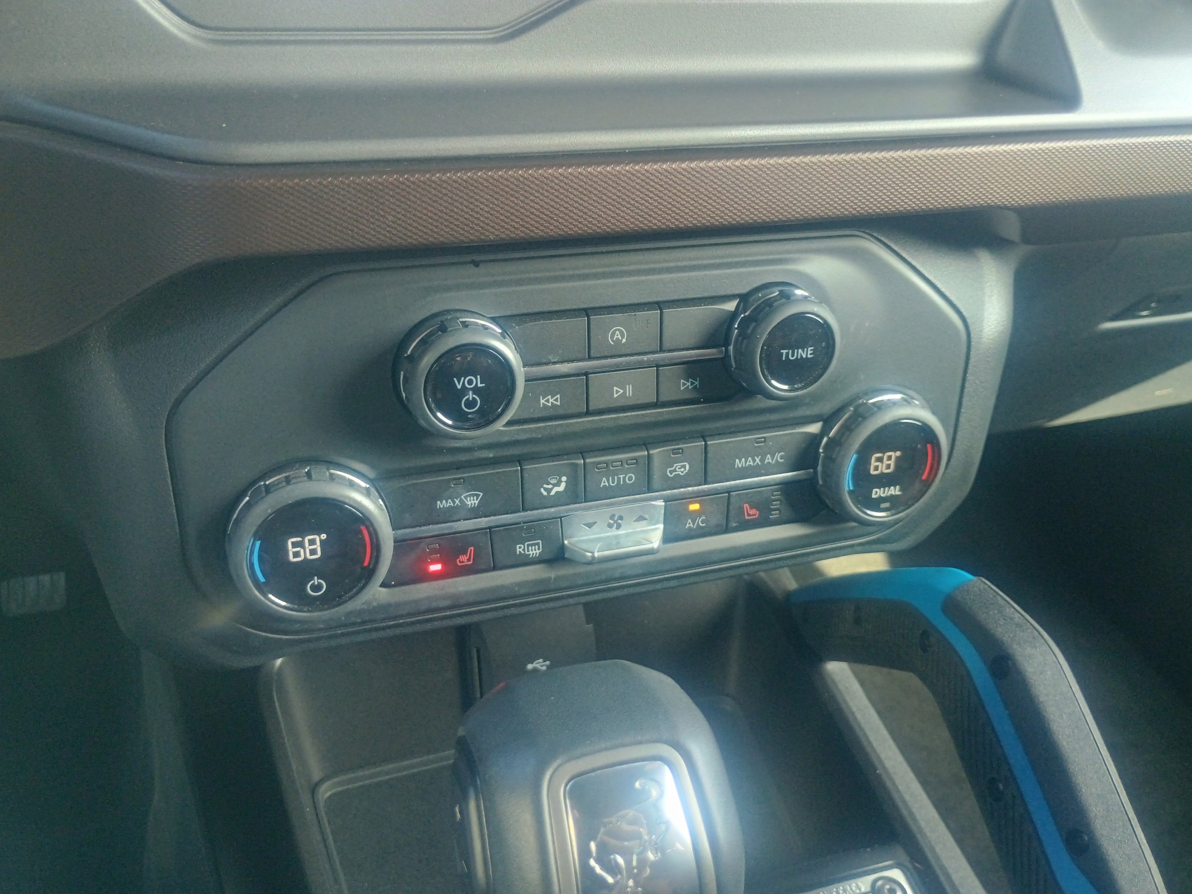 Certified 2023 Ford Bronco Outer Banks image 26