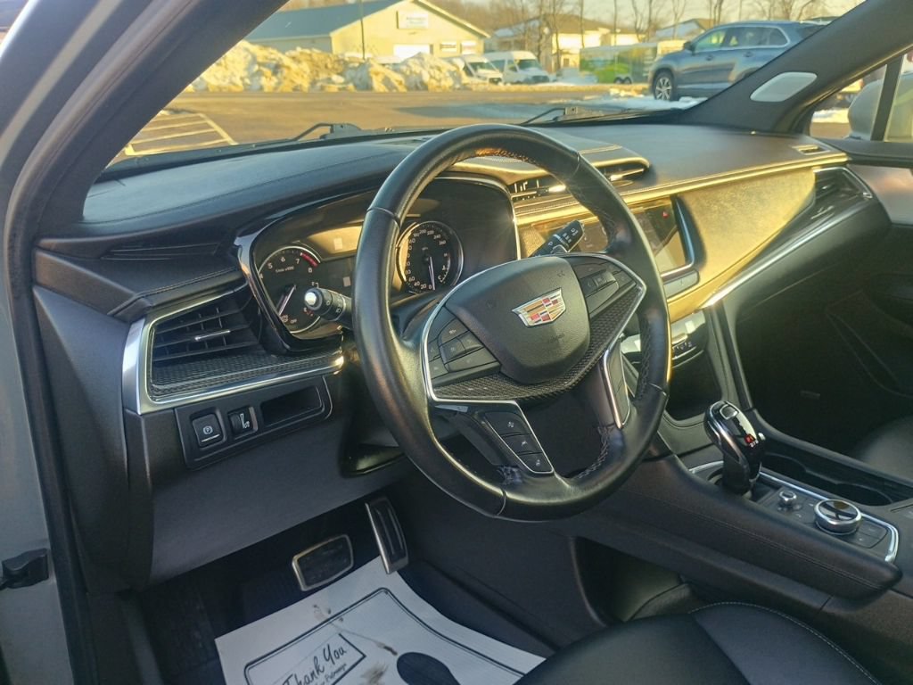 Used 2023 Cadillac XT5 Sportv w/ LPO, Floor Liner Package AWD/4WD image 12