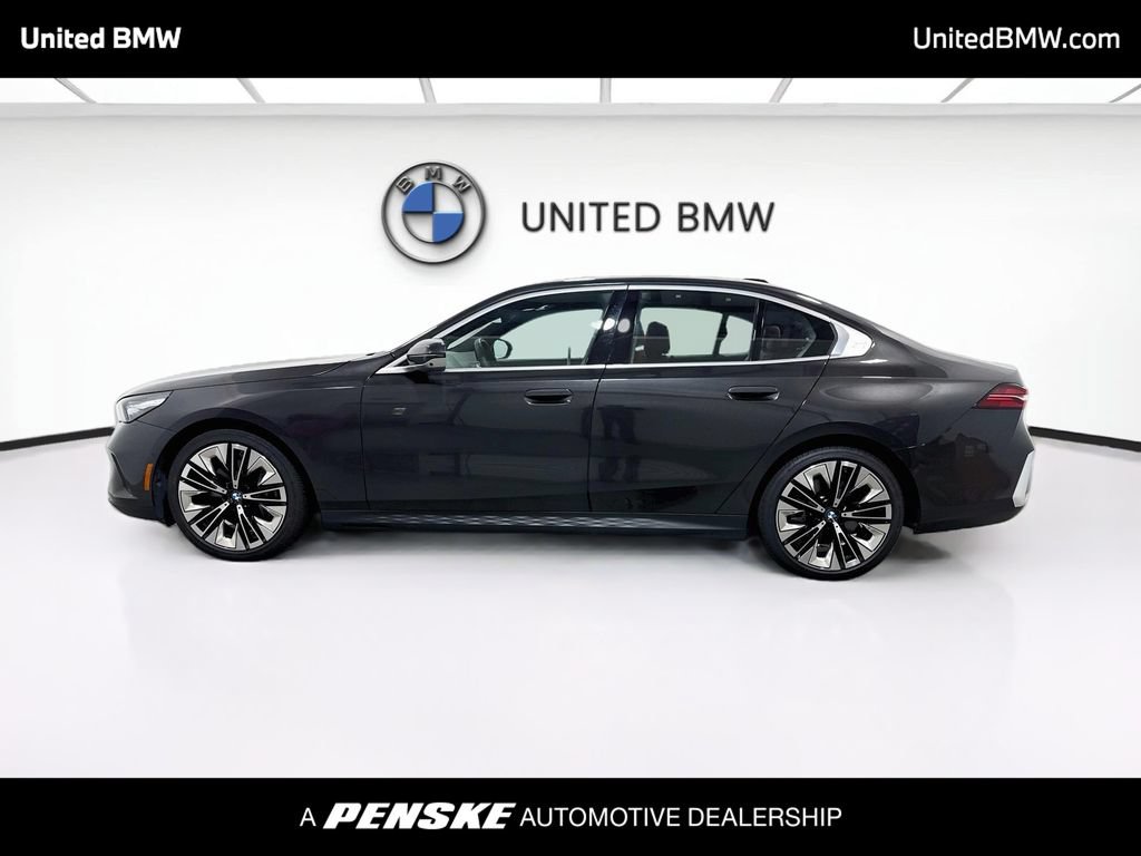 Certified 2026 BMW 540i xDrive AWD/4WD image 8