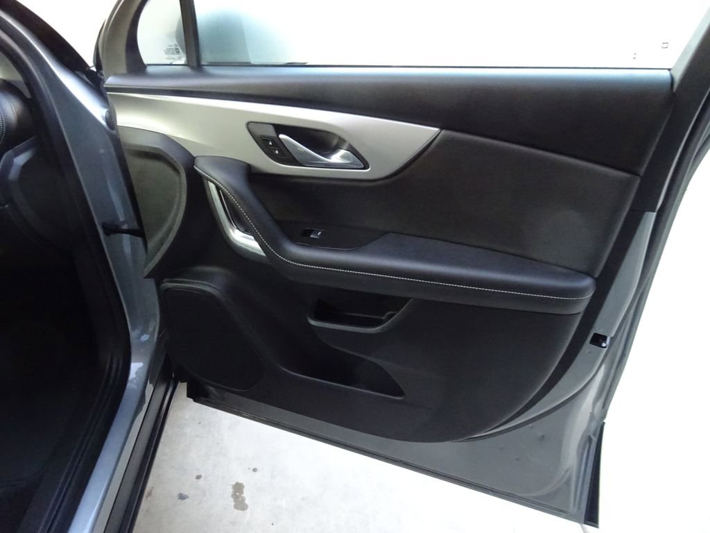Certified 2023 Chevrolet Blazer LT image 32