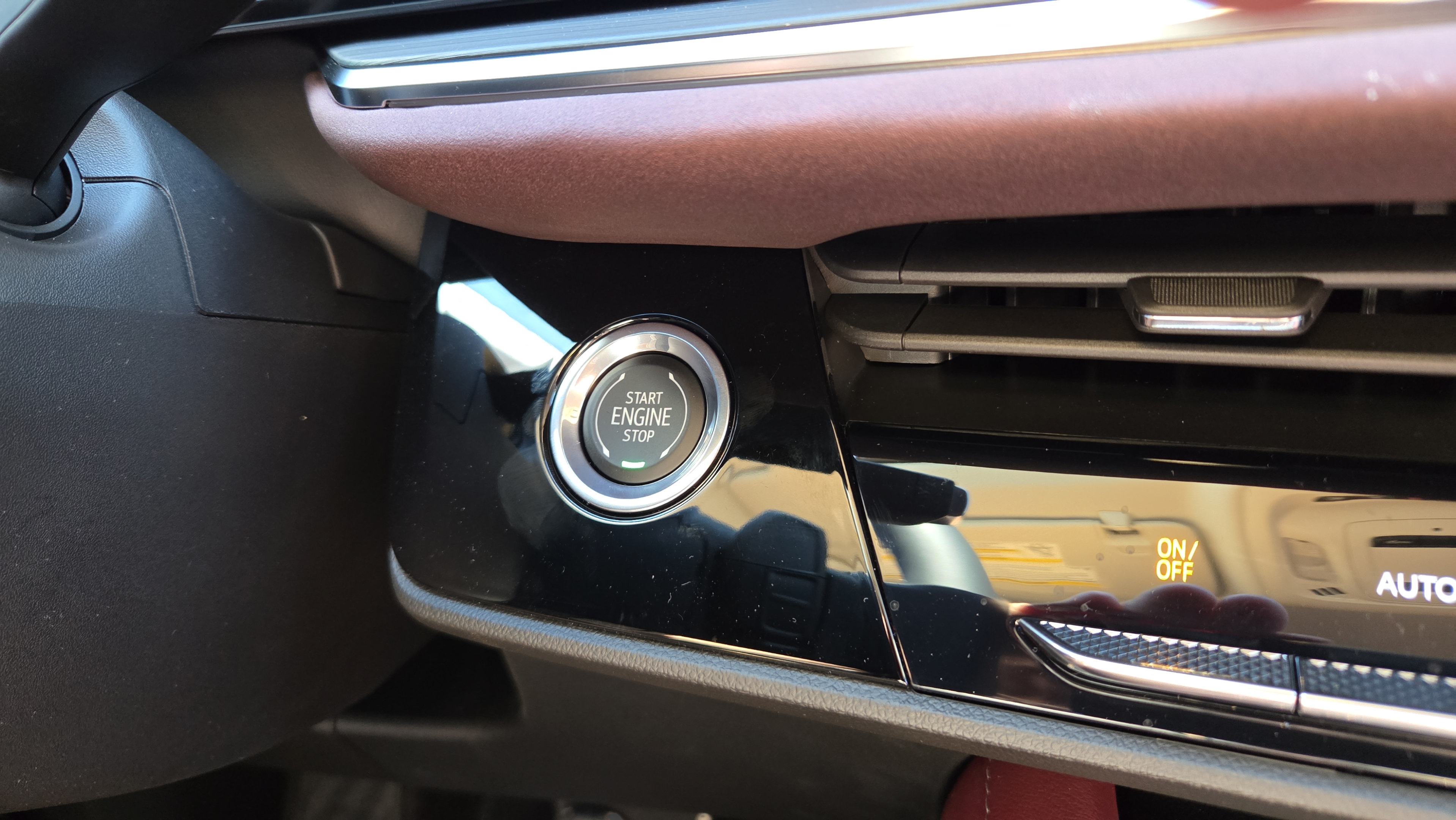 New 2026 Buick Envision Sport Touring AWD/4WD image 32