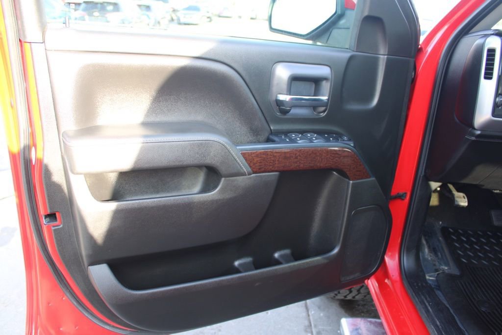 Used 2018 GMC Sierra 1500 SLE w/ SLE Value Package image 18