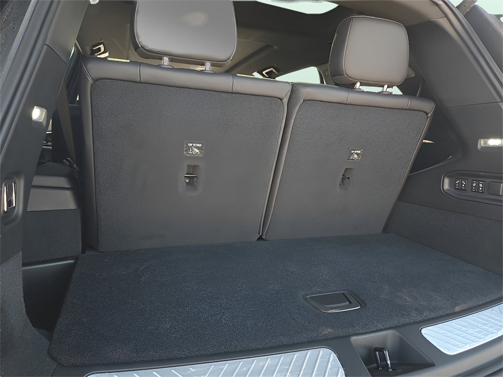 New 2026 Cadillac Vistiq Sport image 10
