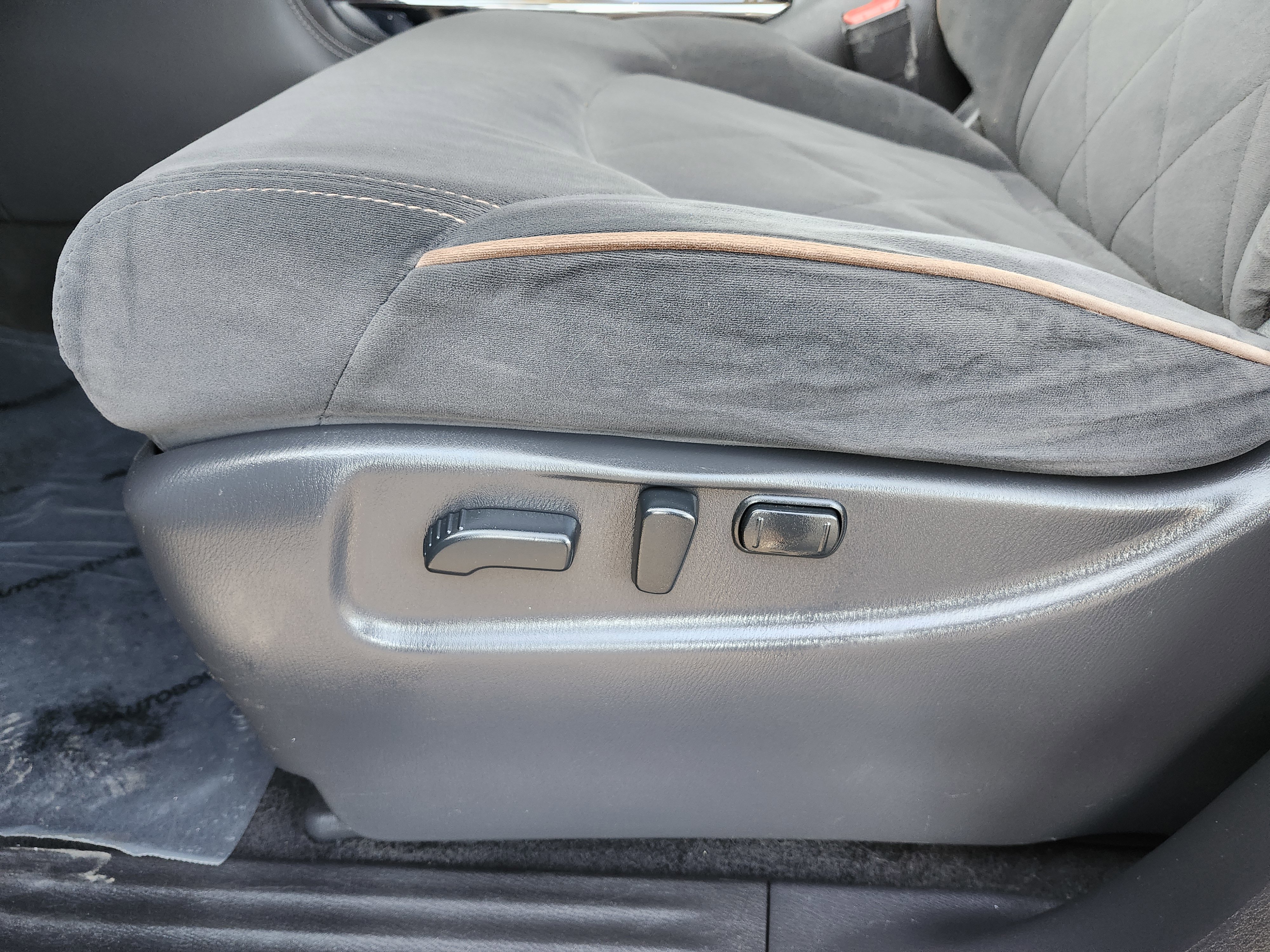 Used 2019 Nissan Armada SV w/ Driver Package image 25