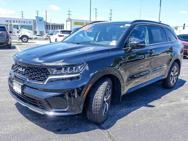 Used 2023 Kia Sorento S w/ Panoramic Sunroof Package FWD image 4