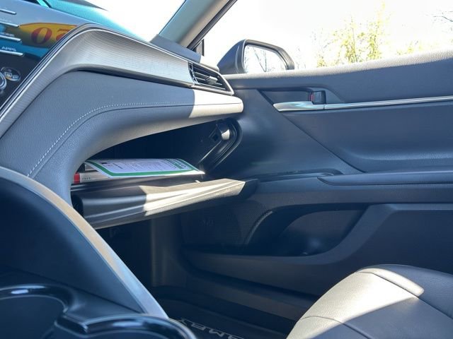 Used 2020 Toyota Camry SE w/ Audio Package FWD image 22