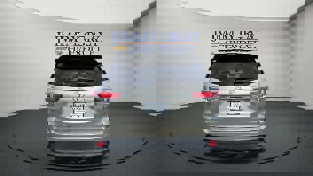 Used 2015 Toyota Highlander XLE image 4