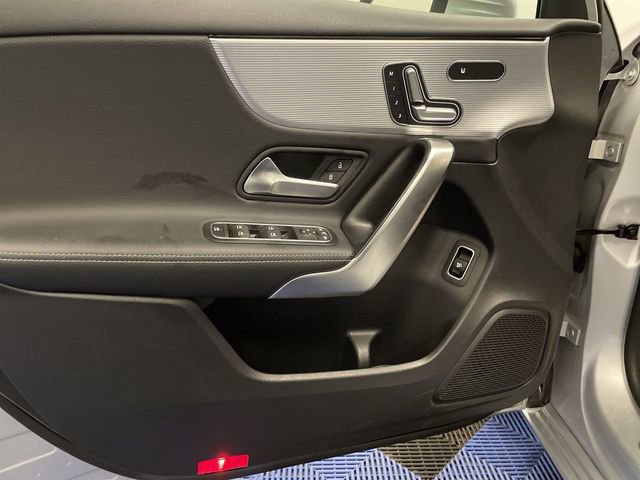 Used 2020 Mercedes-Benz A 220 4MATIC image 13