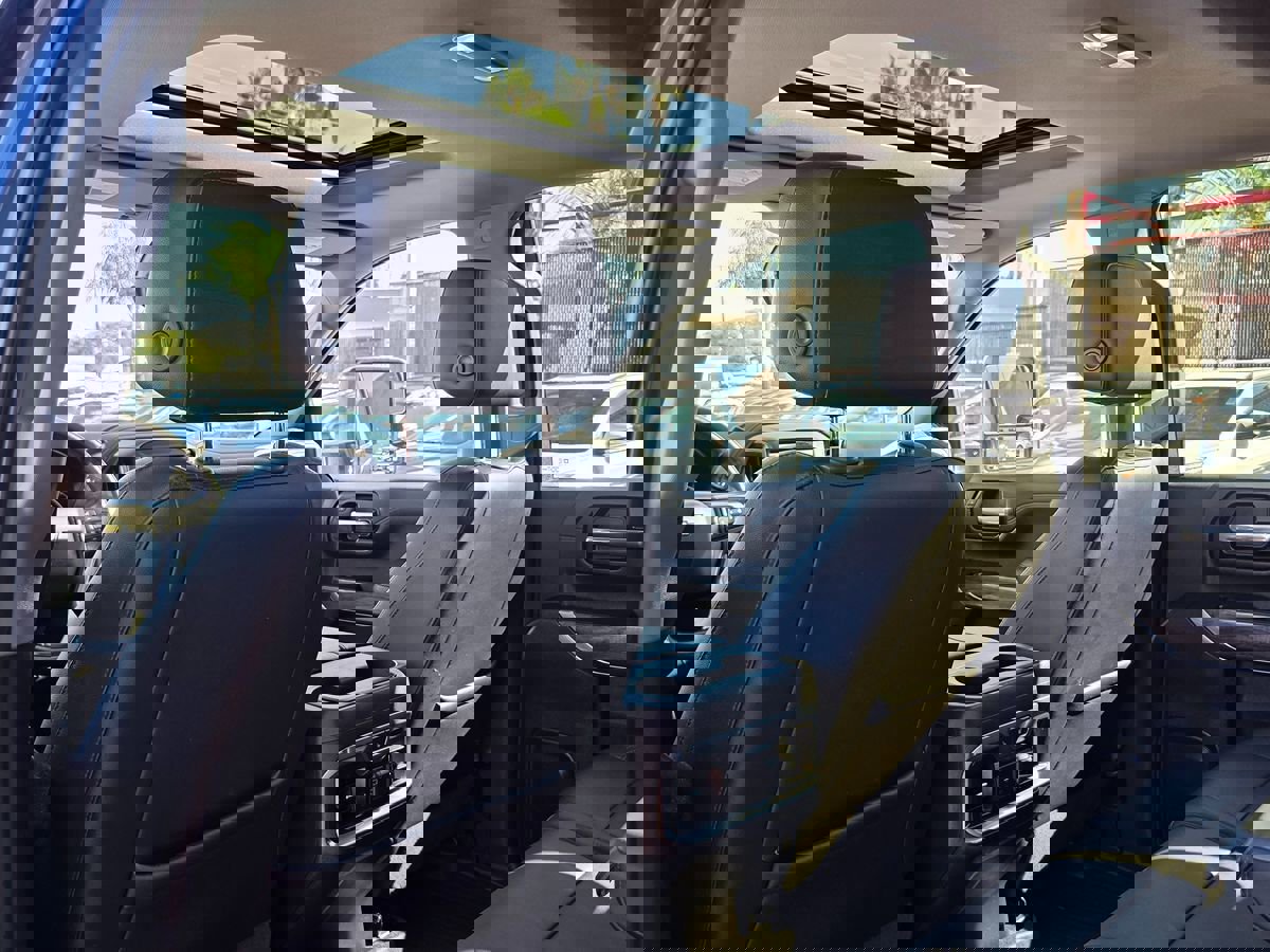 Used 2020 Chevrolet Silverado 2500 LTZ w/ LTZ Premium Package image 27