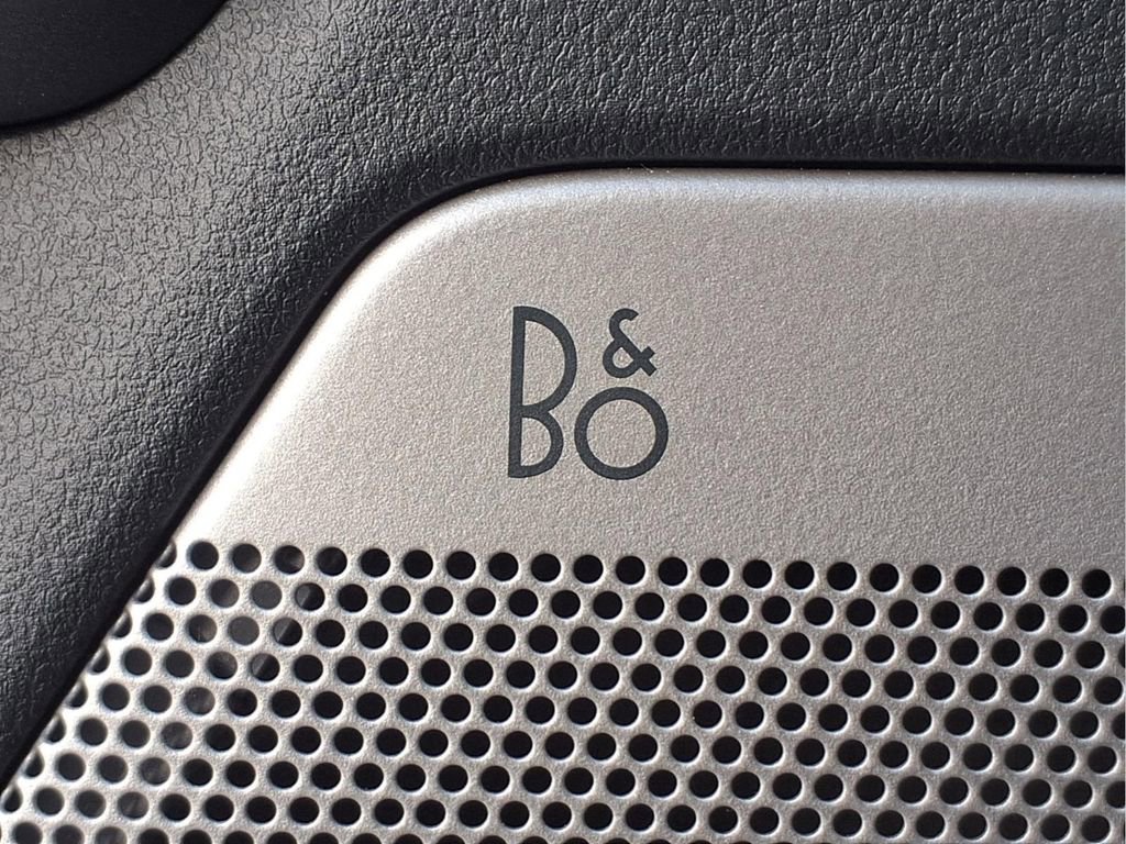 Used 2025 Ford F250 Lariat w/ Chrome Package image 18