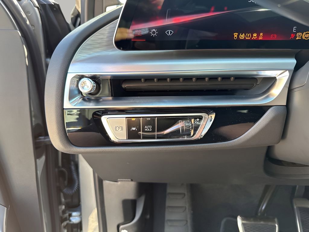 New 2026 Cadillac Lyriq V image 29