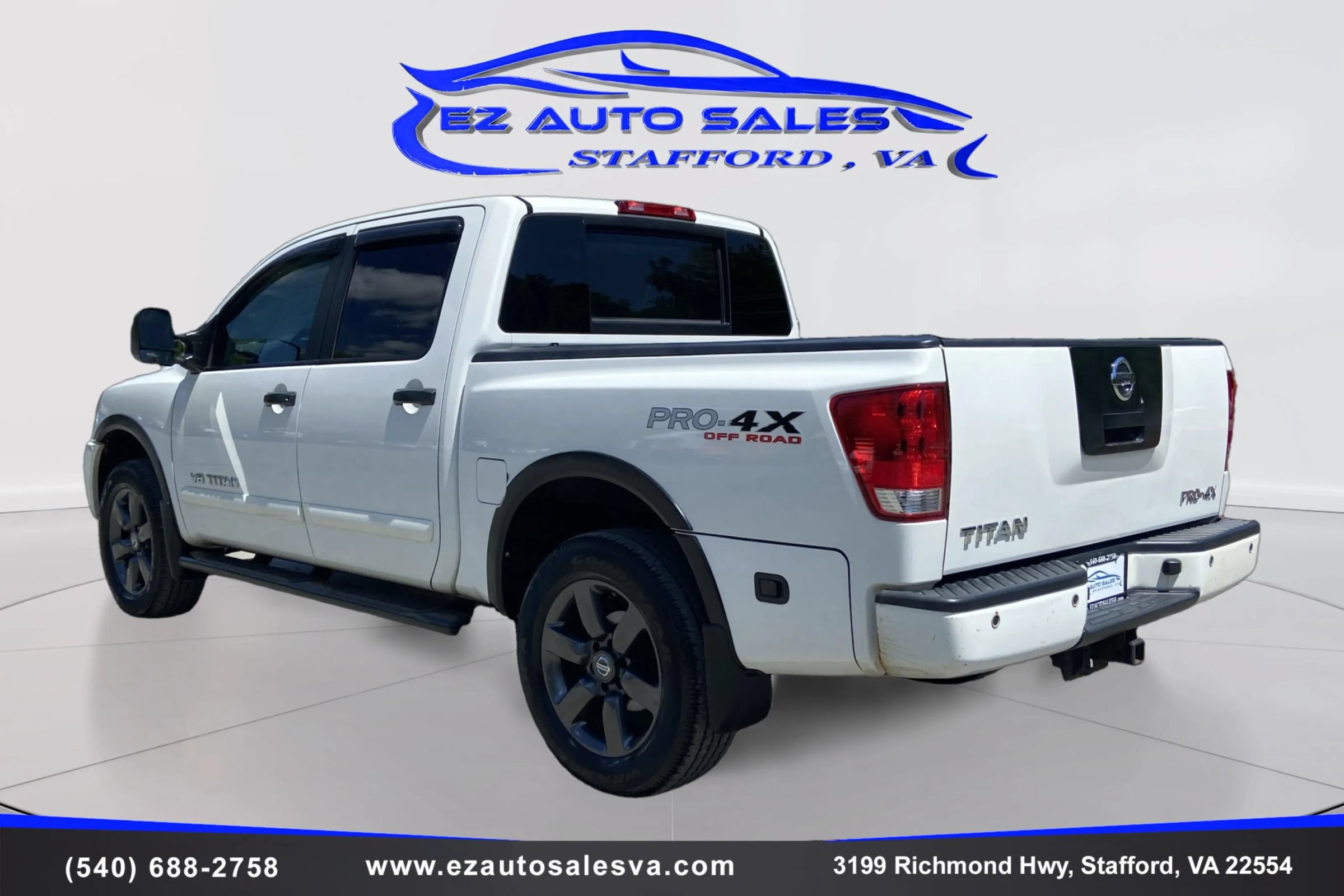 Used 2012 Nissan Titan PRO-4X AWD/4WD image 7