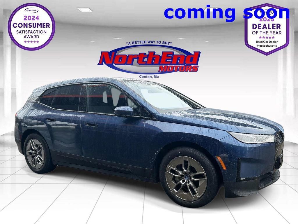 Used 2023 BMW iX xDrive50 w/ Ultimate Package 2