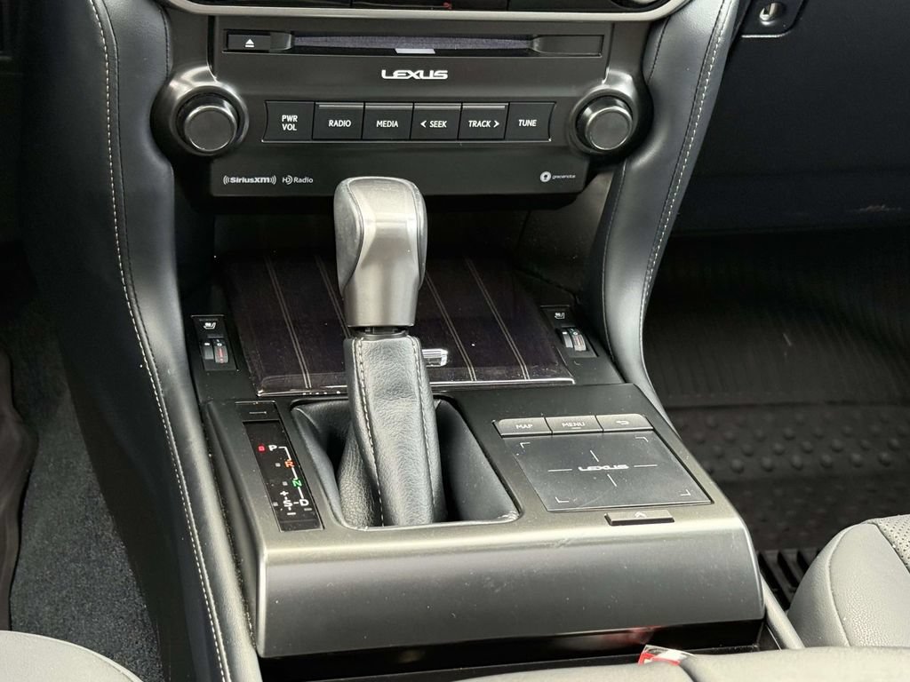 Used 2023 Lexus GX 460 Premium w/ Premium Package AWD/4WD image 19