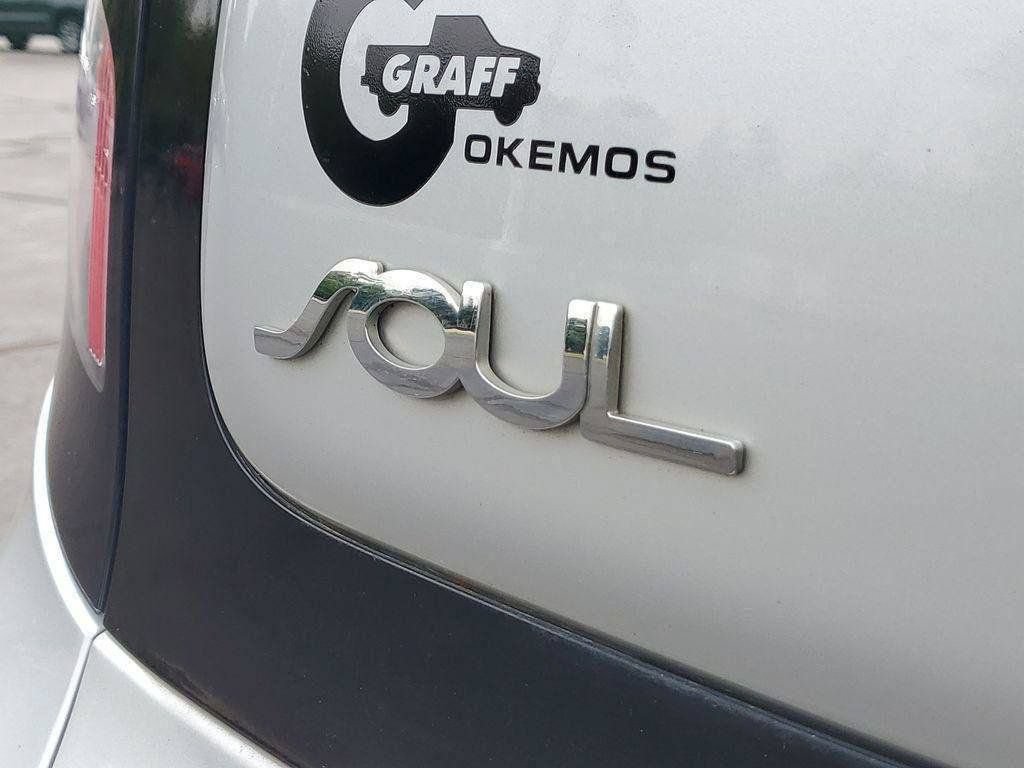 Used 2015 Kia Soul ! FWD image 30